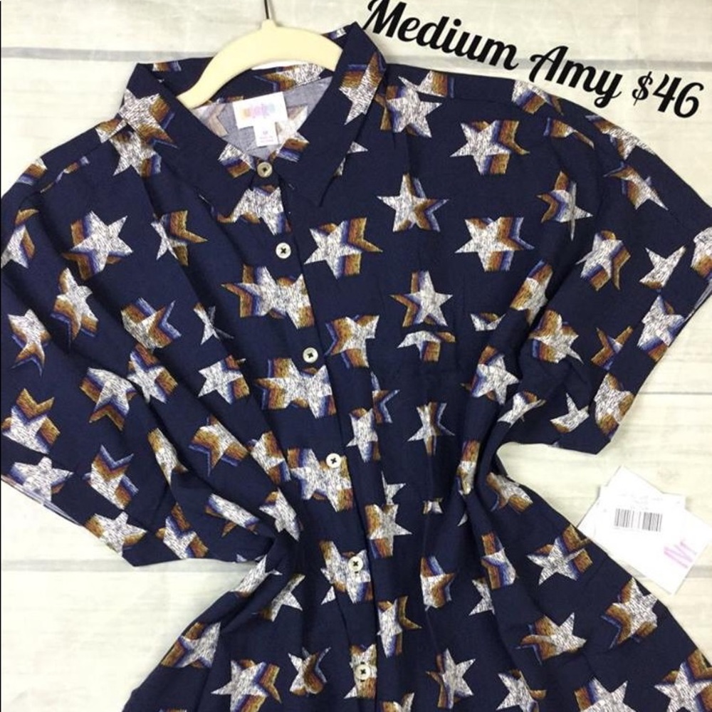 Amy blouse NWT